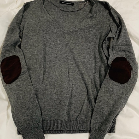 pullover with elbow patches